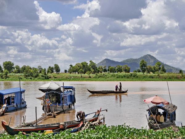 Indochina overland tour, Saigon to Angkor