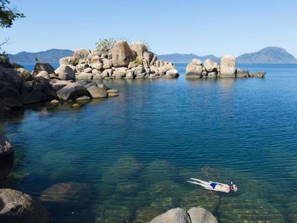 Zambia safari and Malawi beach vacation