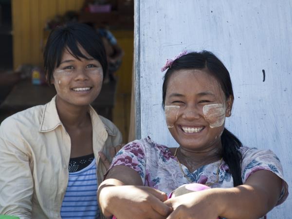 Myanmar 13 day tour, hidden treasures