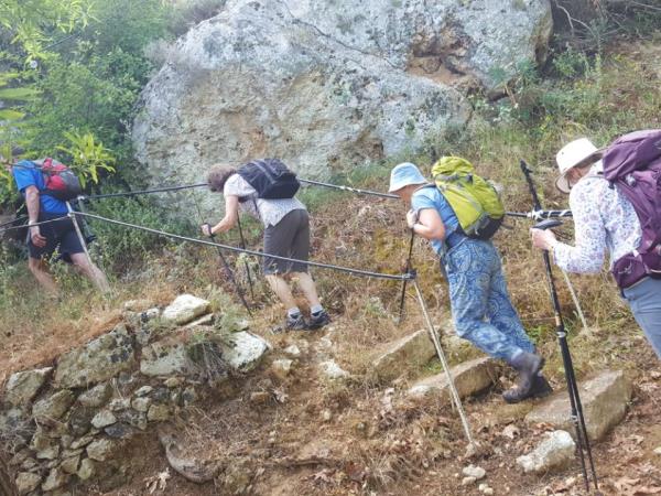Walking and painting vacation in Crete