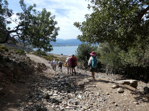 Walking and painting vacation in Crete