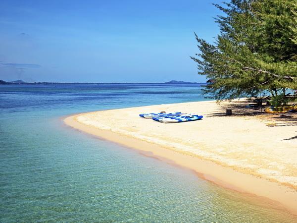 Borneo vacation, Land below the wind