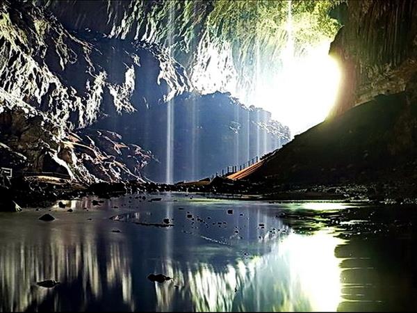 Borneo small group adventure holiday
