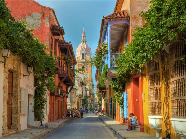 Classic Colombia country tour