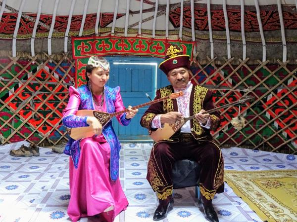 Eagle hunter homestay in Mongolia