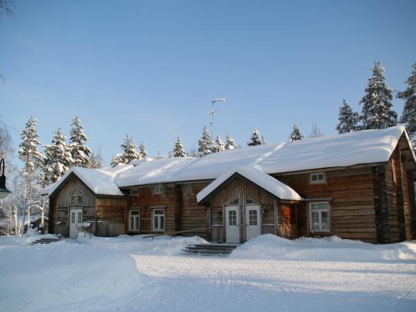 Lapland husky safari and activity holiday, Finland