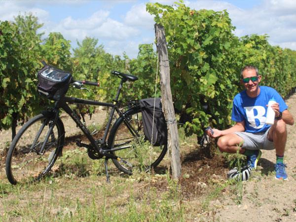 Côtes du Rhône cycling vacation in France