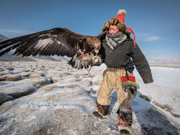 Mongolia tour, hunting with Eagles