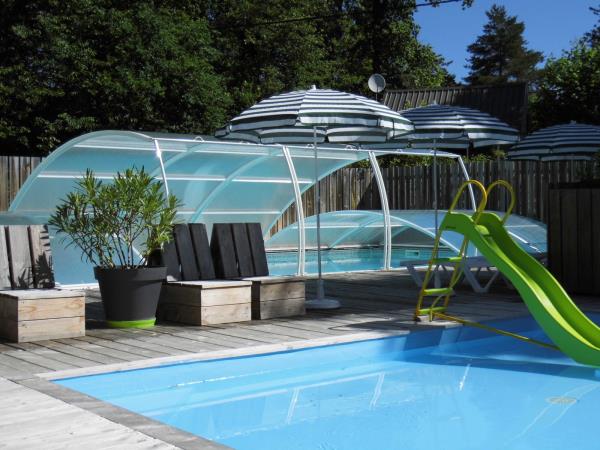 Dordogne rural self catering chalets, France