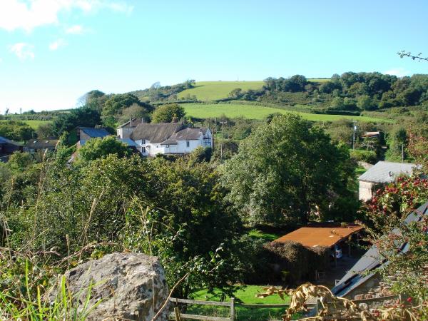 Sea kayaking vacation in Devon