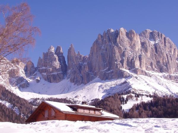 St Zyprian winter hiking vacation in the Dolomites