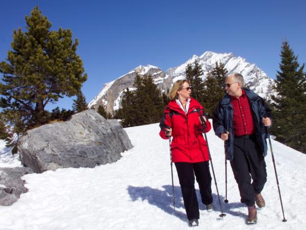 Kandersteg winter hiking vacation in Switzerland