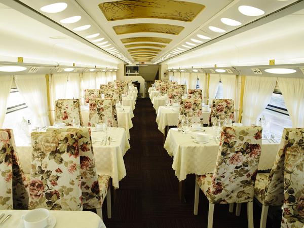 Luxury railway tour of Iran