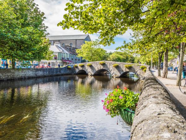 Wild Atlantic Way biking vacation in Ireland