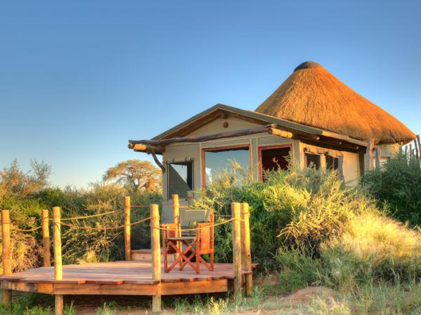 Namibia self drive tour, deserts and canyons