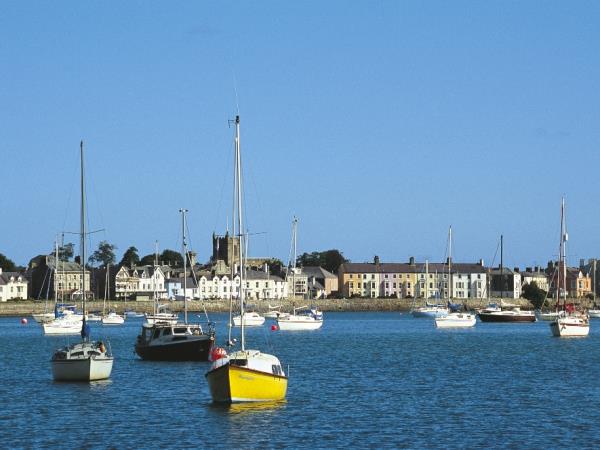 Anglesey walking vacation, Wales