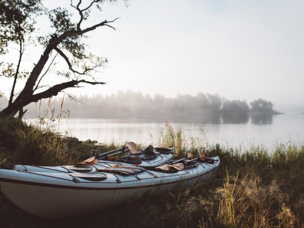 Kayaking in Sweden, foraging and food