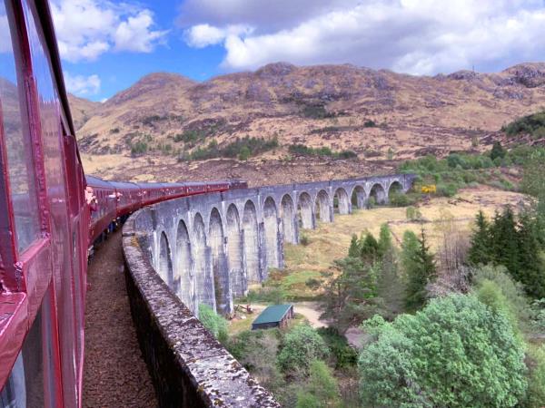 West Highlands guided rail tour in Scotland