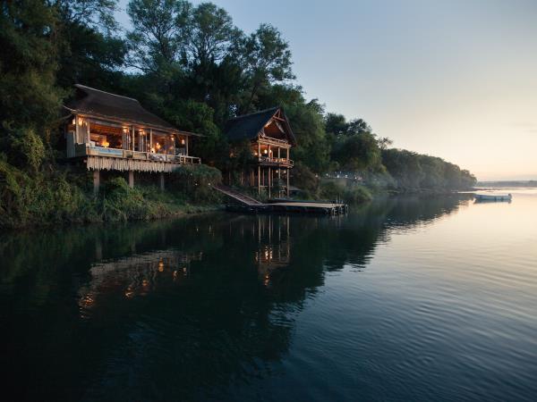 Zimbabwe luxury safari and Victoria Falls