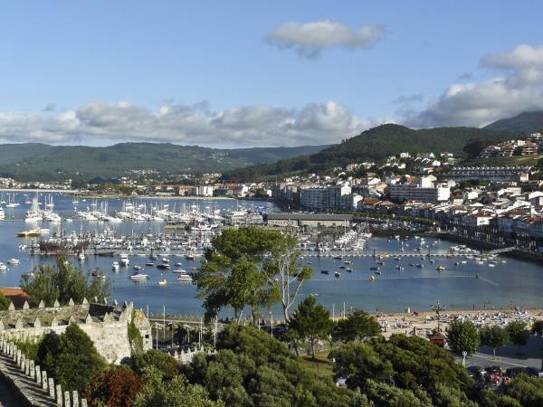 Portuguese Coastal Way walking vacation