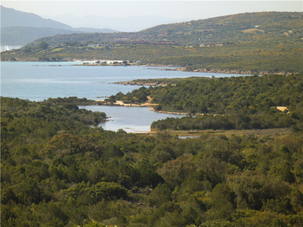 Sardinia walking vacations in Italy