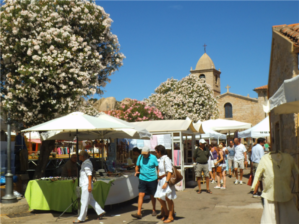 Sardinia walking vacations in Italy
