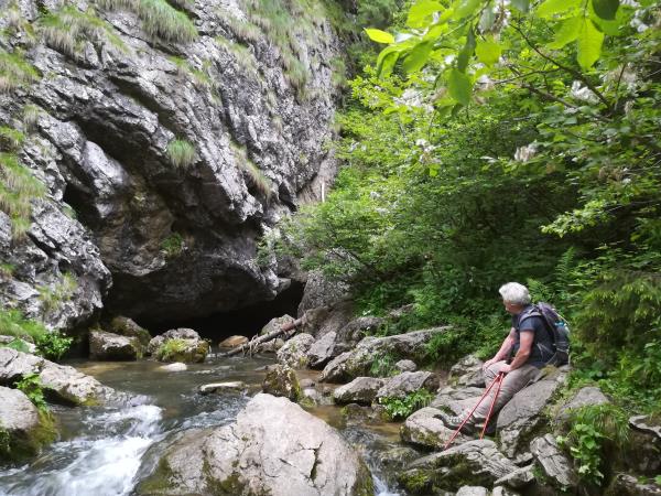 Romania hiking vacation