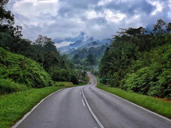 Cycling tour across Borneo