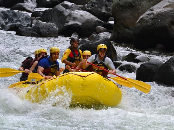 Costa Rica family adventure vacations