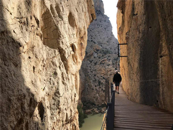 Sierra de las Nieves walking vacation in Spain