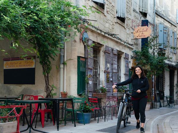 Alpilles cycling vacation in Provence