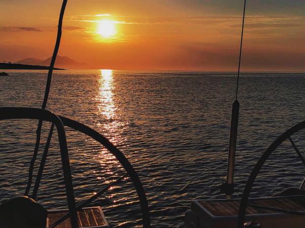Sailing and walking vacation in Greek Islands