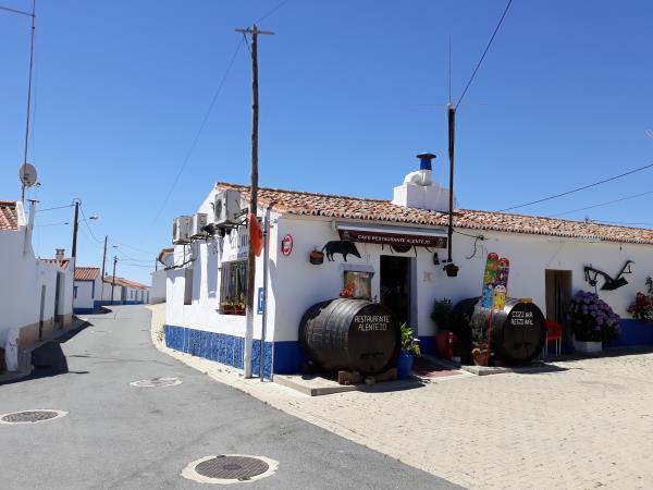 Guadiana River cycling holiday, Portugal