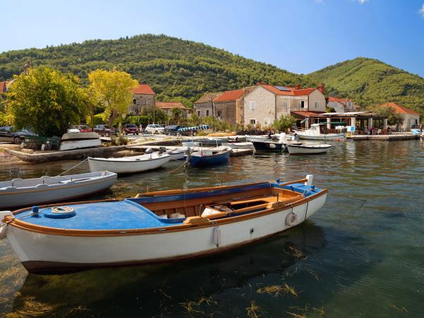 Small group cycling vacation in Croatia