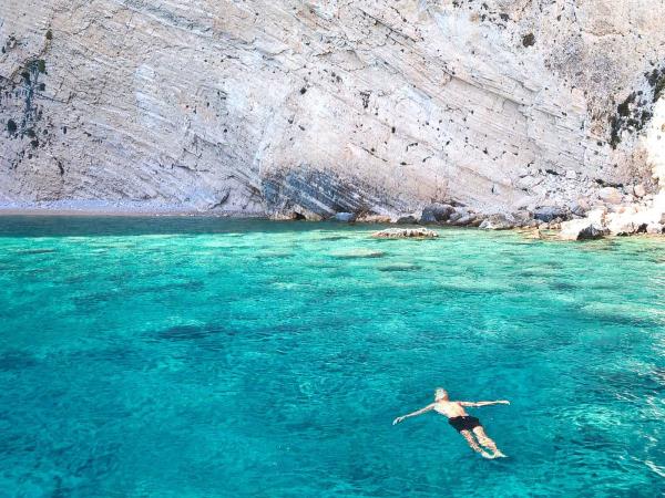 Saronic Gulf small group sailing holiday in Greece
