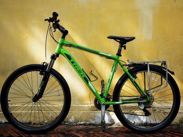 Laos cycling & village experience tour