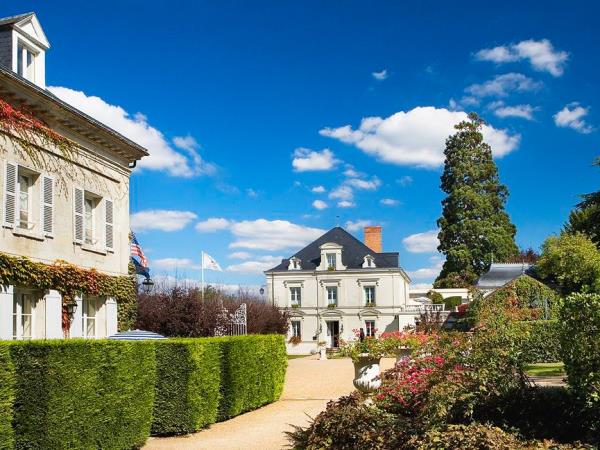 Chateau to Chateau Loire Valley cycling tour