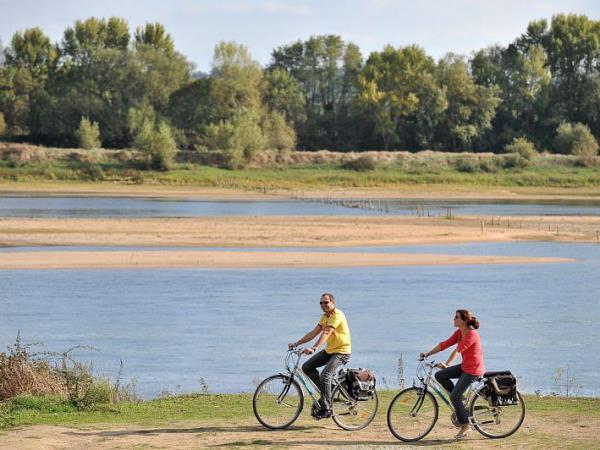 Chateau to Chateau Loire Valley cycling tour