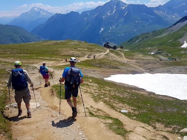 Alpine GR5 guided walking vacation in France