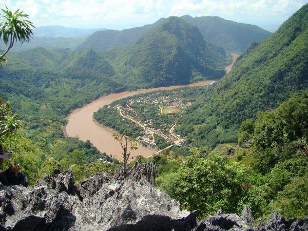 Northern Laos cycling tour, culture & waterfalls