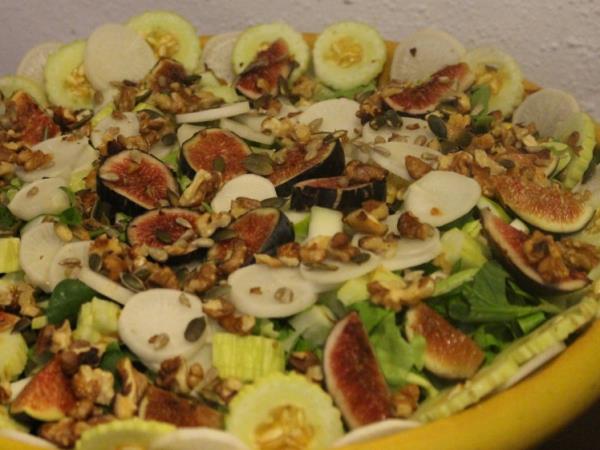Yoga and conscious cooking holiday in Spain