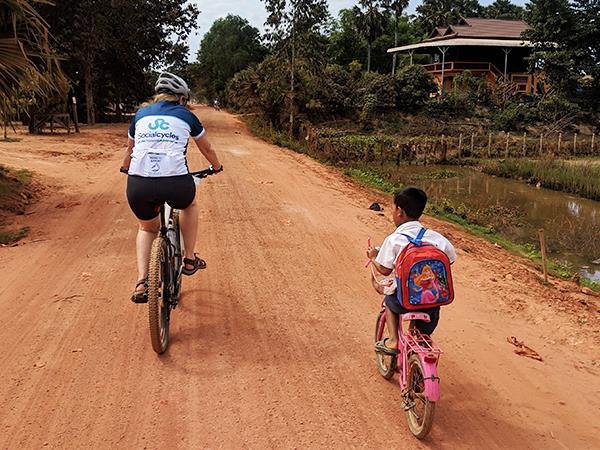 Laos cycling tour, Luang Prabang to Vientiane