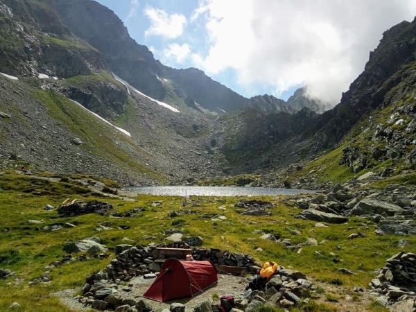 Transylvanian Alps trekking vacation