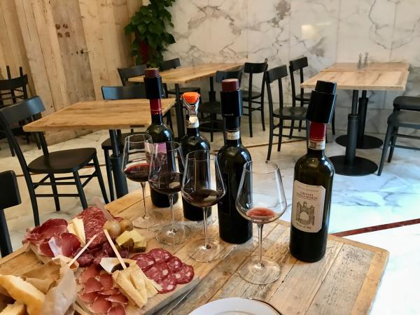 Tuscany self guided cycling vacation in Italy