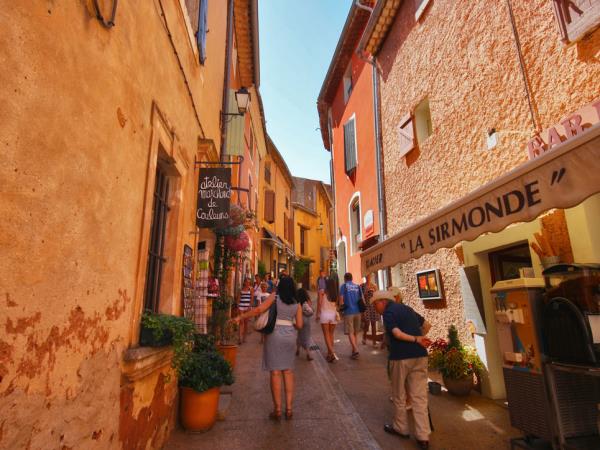 Provence cycling vacation in France