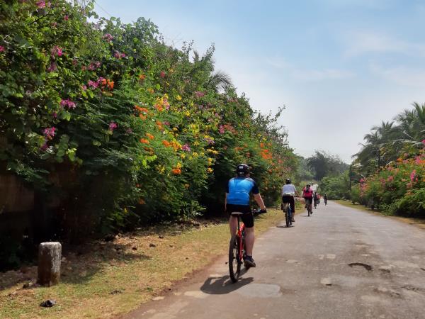 India cycling tour, Mumbai to Goa