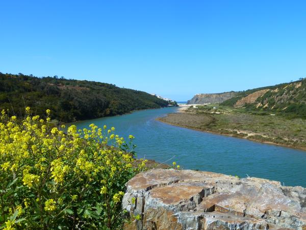 Algarve walking vacation, west to east
