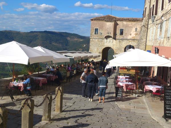 Croatia walking vacation, castles to coast