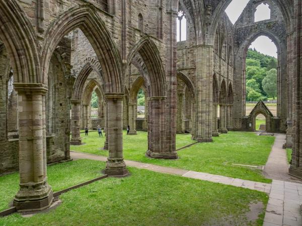 Offa's Dyke path walking vacation