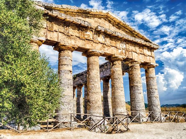 Sicily self guided walking vacation in Italy